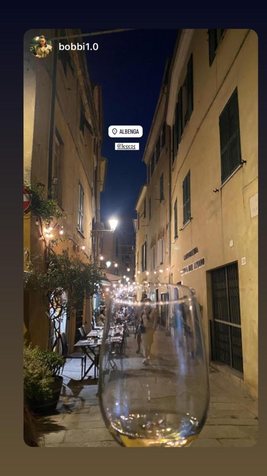 La Casa Sulla Piazzetta Apartment Albenga Bagian luar foto